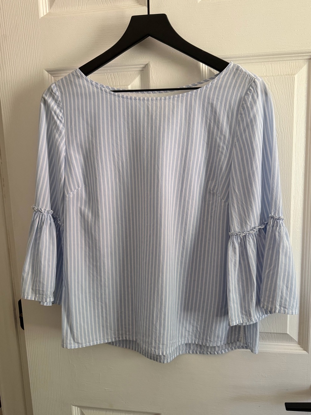 Vineyard Vines Light Blue & White Striped Bell-Sleeve Blouse